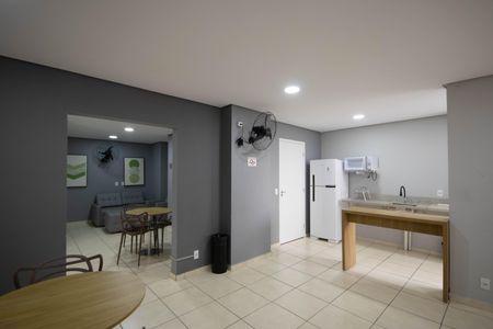 Apartamento à venda com 30m², 1 quarto e sem vaga Apartamento à venda com 30m², 1 quarto e sem vagaÁrea comum - Salão de festas