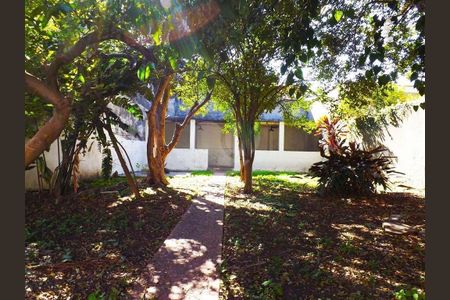 Casa à venda com 180m², 3 quartos e 2 vagas