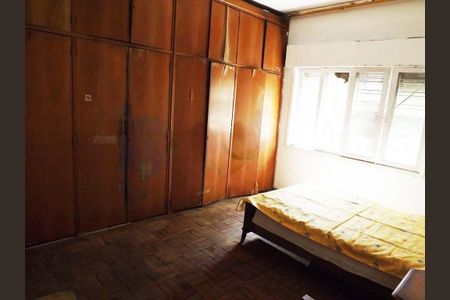 Casa à venda com 180m², 3 quartos e 2 vagas