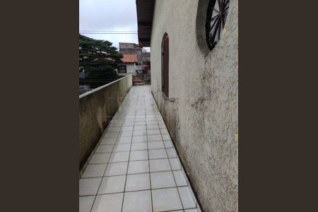 Casa à venda com 100m², 3 quartos e 2 vagas