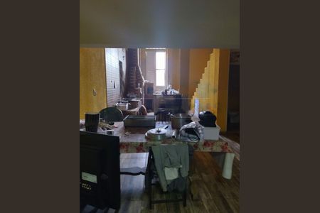 Casa à venda com 100m², 3 quartos e 2 vagas