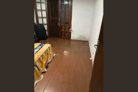 Casa à venda com 100m², 3 quartos e 2 vagas