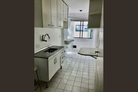 Apartamento à venda com 2 quartos, 51m² em Paruqe alves de lima, São Paulo