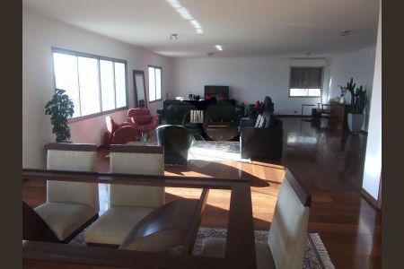 Apartamento à venda com 3 quartos, 310m² em Cambuci, São Paulo