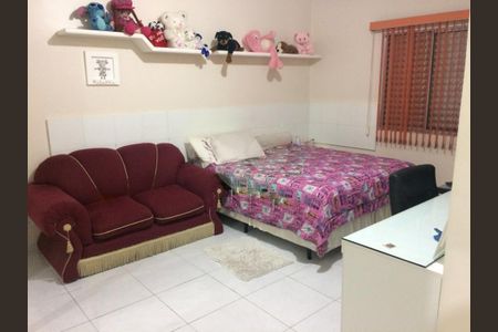 Casa à venda com 3 quartos, 234m² em Vila Sabrina, São Paulo