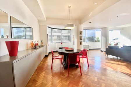 Apartamento à venda com 129m², 2 quartos e sem vagaSala