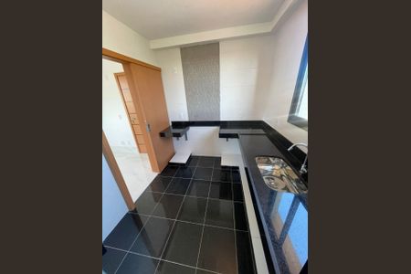 Apartamento à venda com 2 quartos, 126m² em Santa Efigênia, Belo Horizonte