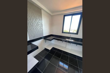 Apartamento à venda com 2 quartos, 126m² em Santa Efigênia, Belo Horizonte