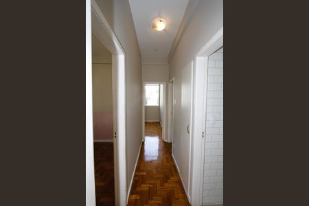 Apartamento à venda com 123m², 3 quartos e 2 vagasCorredor