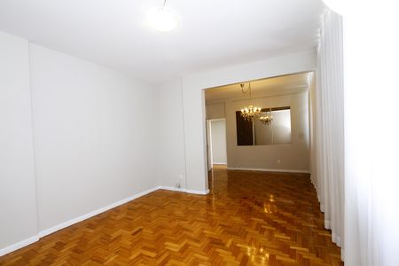 Apartamento à venda com 123m², 3 quartos e 2 vagasSala