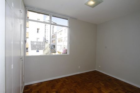 Apartamento à venda com 123m², 3 quartos e 2 vagas Suíte