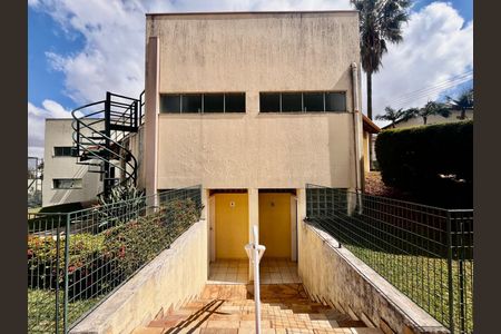 Casa de condomínio à venda com 193m², 4 quartos e 4 vagasÁrea comum- Sauna