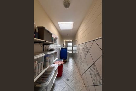 Casa de condomínio à venda com 193m², 4 quartos e 4 vagasÁrea de Serviço
