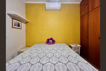 Casa de condomínio à venda com 193m², 4 quartos e 4 vagasQuarto 1