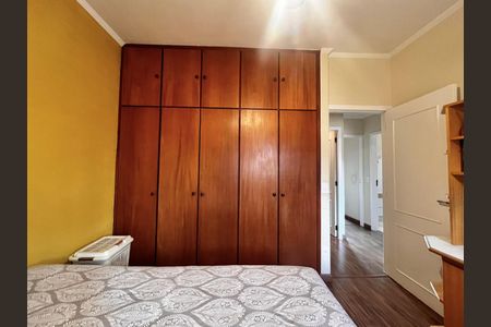 Casa de condomínio à venda com 193m², 4 quartos e 4 vagasQuarto 1