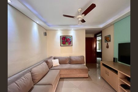 Sala de TV de casa de condomínio à venda com 4 quartos, 193m² em Jardim Boa Esperança, Campinas