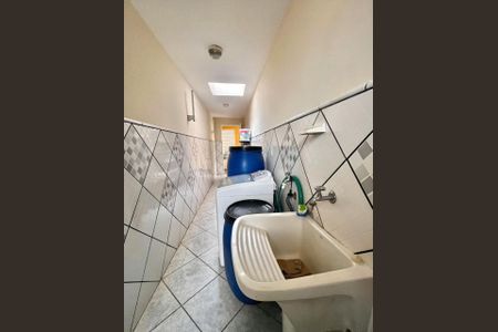 Casa de condomínio à venda com 193m², 4 quartos e 4 vagasÁrea de Serviço