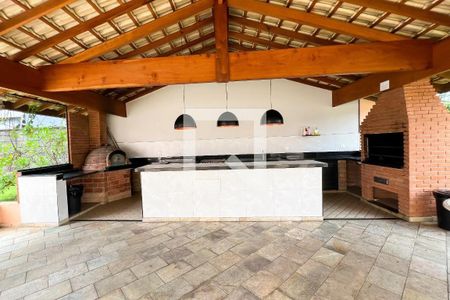 Apartamento à venda com 98m², 3 quartos e 2 vagas Apartamento à venda com 98m², 3 quartos e 2 vagasÁrea comum - Churrasqueira