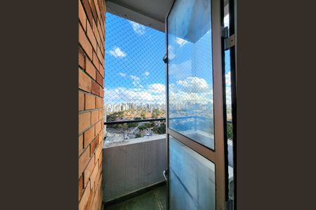 Apartamento à venda com 98m², 3 quartos e 2 vagas Apartamento à venda com 98m², 3 quartos e 2 vagasVaranda da Suíte