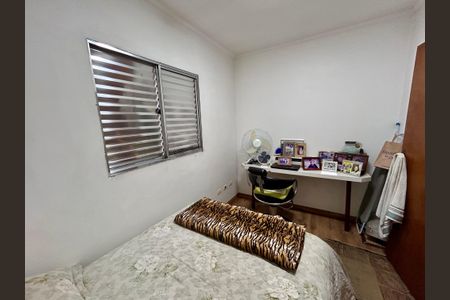 Casa à venda com 181m², 3 quartos e 2 vagasQuarto 1