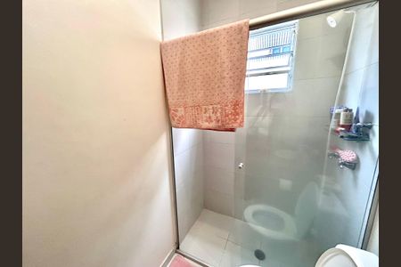 Casa à venda com 181m², 3 quartos e 2 vagasBanheiro da Suíte