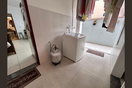 Casa à venda com 181m², 3 quartos e 2 vagasÁrea de Serviço