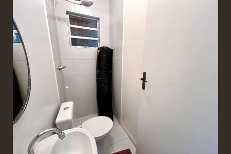 Casa à venda com 181m², 3 quartos e 2 vagasLavabo 2