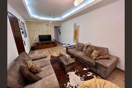 Sala de casa à venda com 3 quartos, 181m² em Jardim Santa Clara, Guarulhos