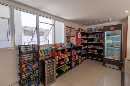 Apartamento para alugar com 57m², 2 quartos e 1 vagaÁrea comum - Mini Mercado