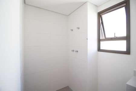 Apartamento à venda com 111m², 3 quartos e 2 vagasBanheiro da Suíte 2