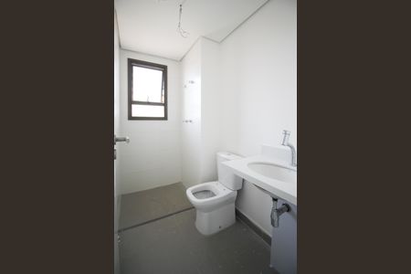 Apartamento à venda com 111m², 3 quartos e 2 vagasBanheiro da Suíte 1 