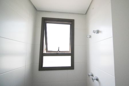 Apartamento à venda com 111m², 3 quartos e 2 vagasBanheiro da Suíte 1 