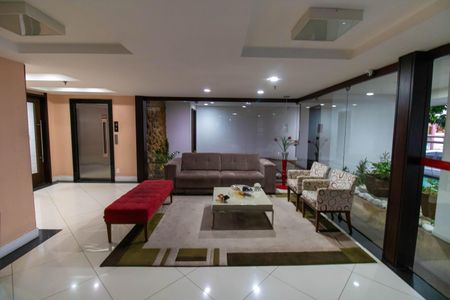 Apartamento à venda com 92m², 2 quartos e 1 vagaPortaria