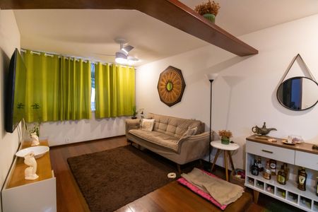 Sala de apartamento à venda com 2 quartos, 92m² em Icaraí, Niterói