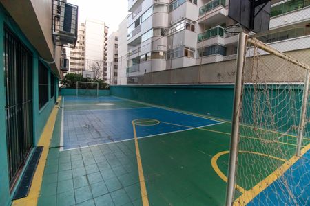 Apartamento à venda com 92m², 2 quartos e 1 vagaÁrea comum