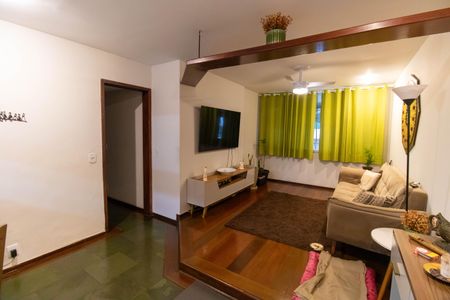 Sala de apartamento à venda com 2 quartos, 92m² em Icaraí, Niterói