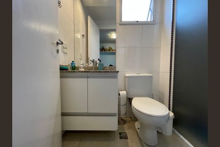 Apartamento à venda com 96m², 3 quartos e 2 vagasBanheiro da Suíte 1