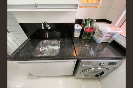 Apartamento à venda com 96m², 3 quartos e 2 vagasÁrea de Serviço