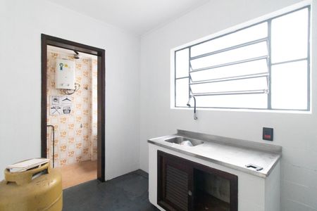 Apartamento à venda com 70m², 2 quartos e sem vagaCozinha e Área de Serviço