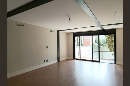 Casa à venda com 700m², 4 quartos e 3 vagasSuíte 4