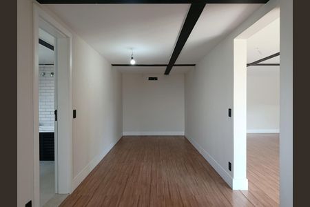 Casa à venda com 700m², 4 quartos e 3 vagasCloset da suíte 4