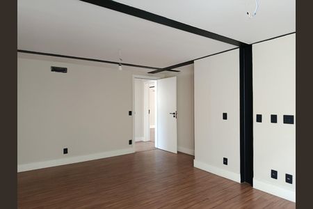 Casa à venda com 700m², 4 quartos e 3 vagasSuíte 3