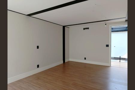 Casa à venda com 700m², 4 quartos e 3 vagasSuíte 2