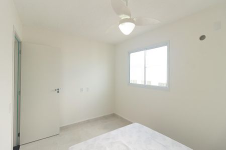 Quarto 1 de apartamento para alugar com 2 quartos, 42m² em Campo Grande, Rio de Janeiro