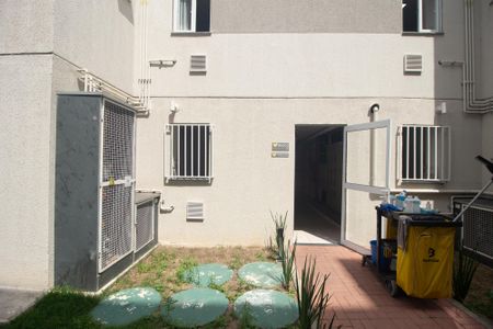 Apartamento para alugar com 42m², 2 quartos e sem vagaÁrea comum