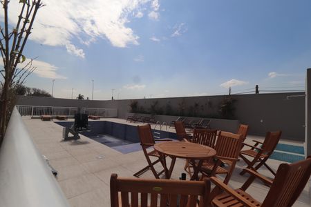 Apartamento para alugar com 42m², 2 quartos e 1 vagaÁrea comum - Piscina