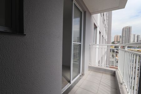 Apartamento para alugar com 42m², 2 quartos e 1 vagaVaranda