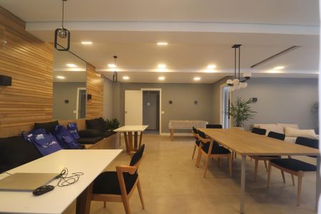 Apartamento para alugar com 42m², 2 quartos e 1 vagaÁrea comum - Salão de festas