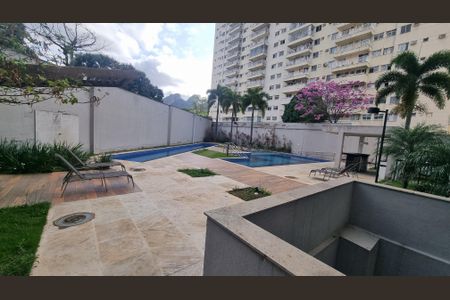 Apartamento à venda com 35m², 1 quarto e 1 vagaPiscina