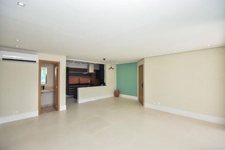 Sala de apartamento à venda com 2 quartos, 105m² em Vila Suzana, São Paulo